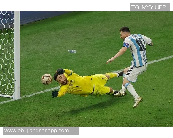 梅西职业生涯数据惊人1134场比赛打入895球并助攻401次场均参与超过一球