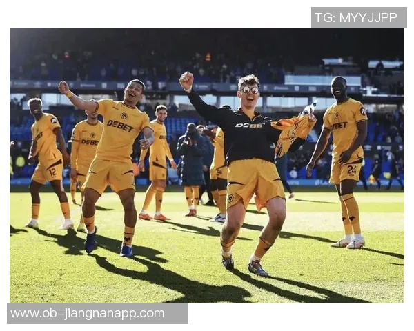 热刺苦战不敌西汉姆7轮仅得1胜狼队大胜反超